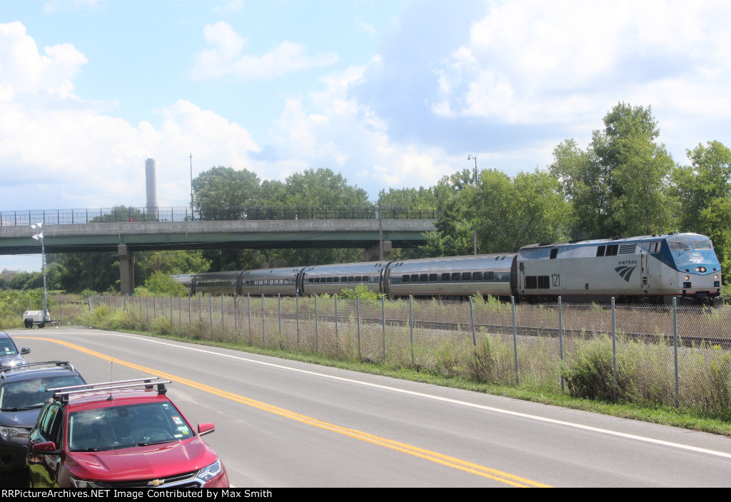 Amtrak 63 "Maple Leaf"